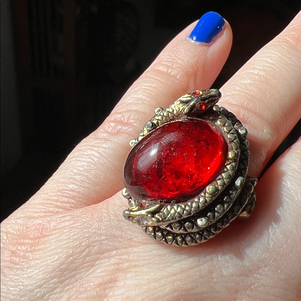 Vintage Coiled Snake Serpent Flashy Red Cabochon Fashion Ring Adjustable - Picture 9 of 11